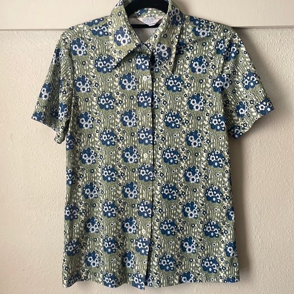 Vintage | Tops | Vintage Blue Green Floral Button Down Blouse0 ...